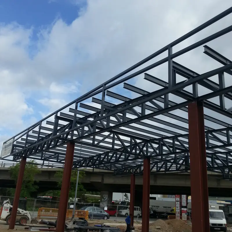 Montaje de estructura en obra